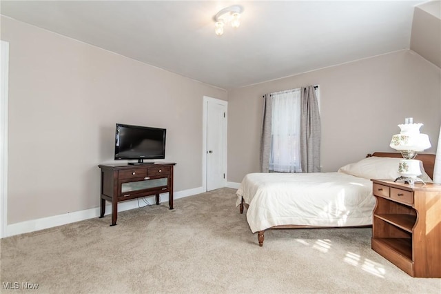 3336 Daleford Rd, Shaker Heights, OH 44120 - bedroom with light colored carpet and baseboards