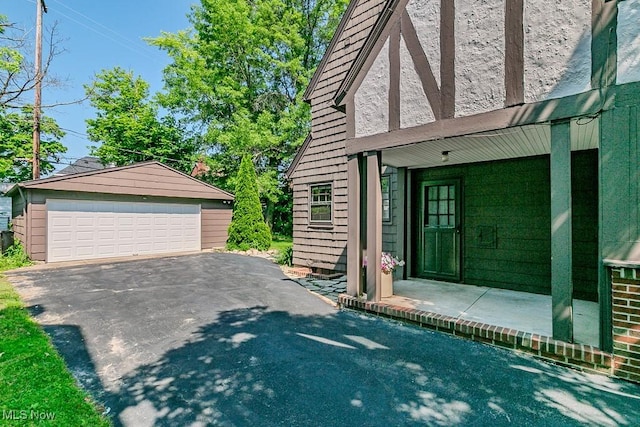 3336 Daleford Rd, Shaker Heights, OH 44120 - view of detached garage