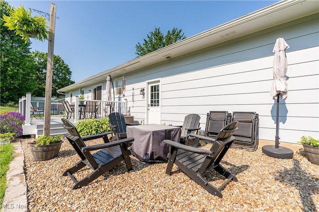 11576 Peach Glen Ave NW, Uniontown, OH 44685 - view of patio / terrace
