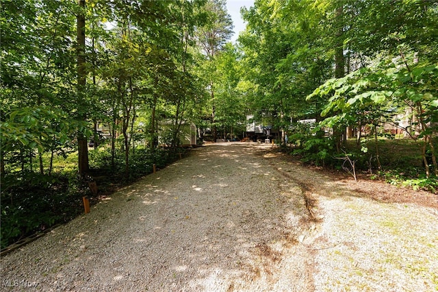 82 Pineywood Trl, Logan, OH 43138