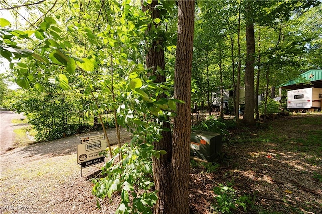 82 Pineywood Trl, Logan, OH 43138