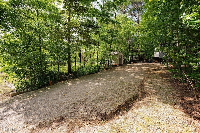 82 Pineywood Trl, Logan, OH 43138