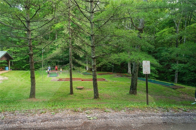 82 Pineywood Trl, Logan, OH 43138