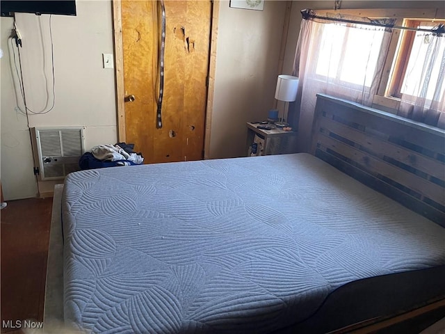 320 E Union Ave, West Lafayette, OH 43845 - bedroom featuring heating unit