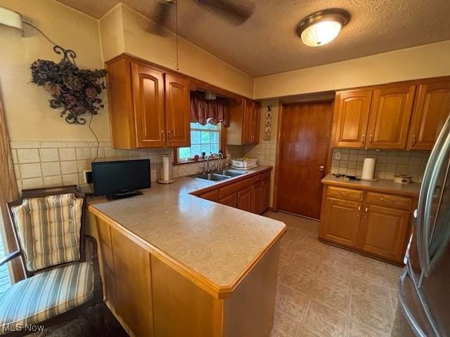 2414 Hennetta Ave, Akron, OH 44320 - photo 8