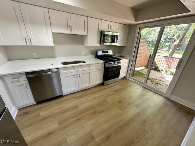 9586 Fernwood Dr, Olmsted Falls, OH 44138 - photo 3