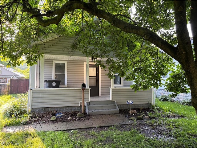 713 Virginia Ave, Akron, OH 44306 - view of front of home featuring a porch