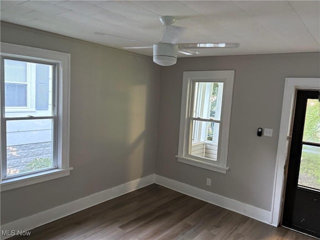 713 Virginia Ave, Akron, OH 44306 - entrance foyer with baseboards and dark wood finished floors