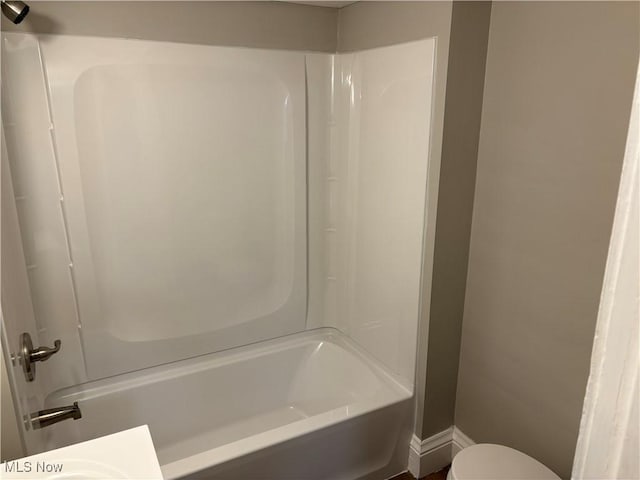 713 Virginia Ave, Akron, OH 44306 - bathroom with toilet and shower / bath combination