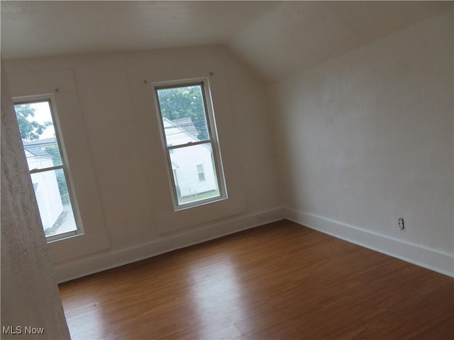 274 Wheeler St, Akron, OH 44304 - bonus room featuring wood finished floors and lofted ceiling