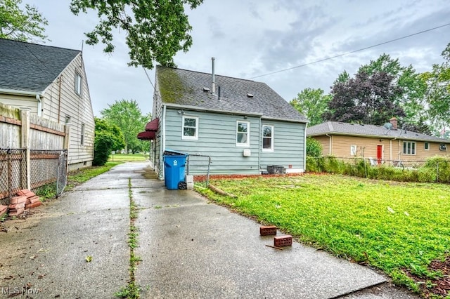 3163 Wilson St, Lorain, OH 44052 - photo 33