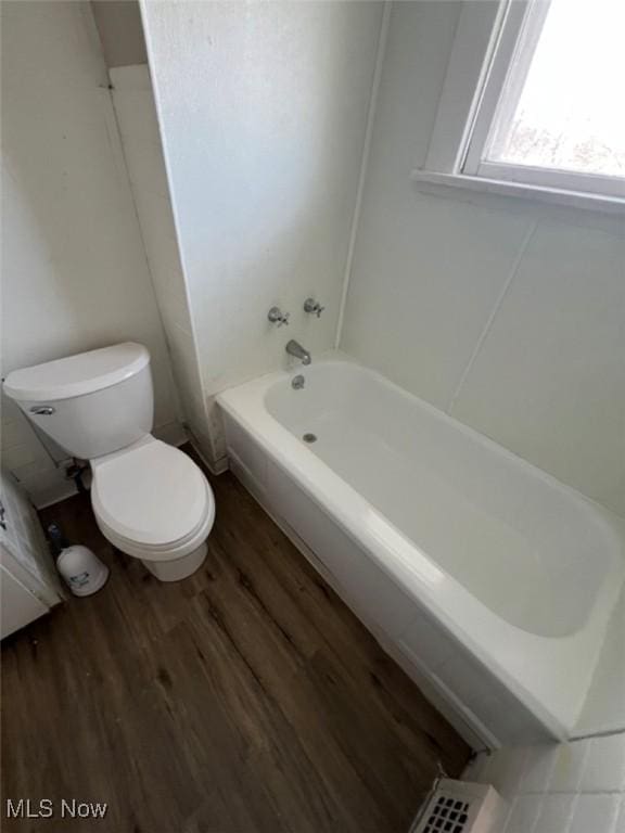 836 E 236th St, Euclid, OH 44123 - full bath featuring toilet and wood finished floors