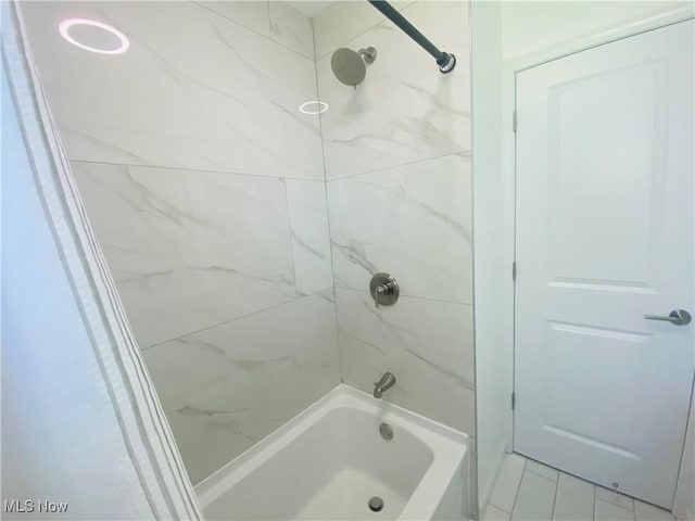 109 Avalon Ave, Bedford, OH 44146 - bathroom with shower / tub combination