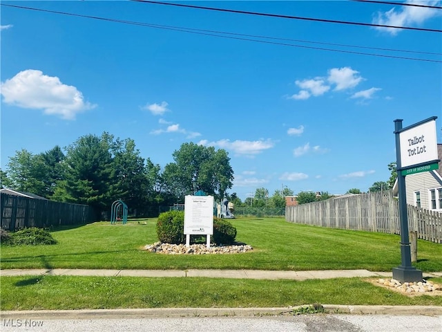 109 Avalon Ave, Bedford, OH 44146 - view of yard