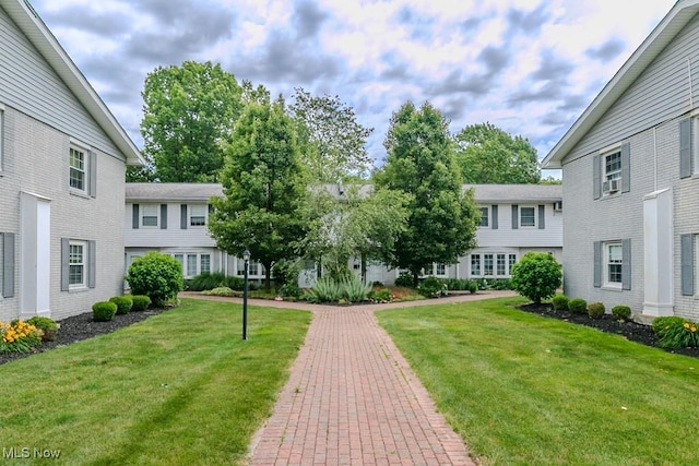 3 Meadowlawn Dr Unit 13, Mentor, OH 44060 - view of property's community with a yard