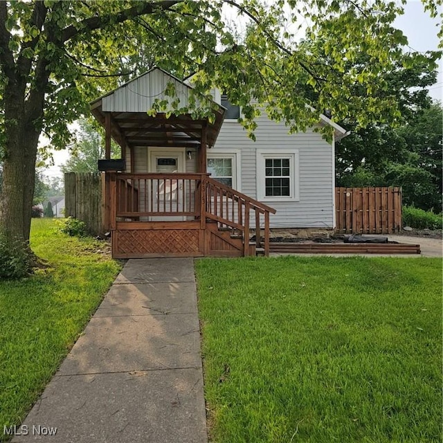 4313 Warner Rd, Cleveland, OH 44105 - view of front facade