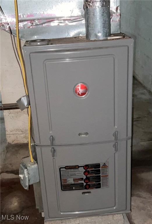 4313 Warner Rd, Cleveland, OH 44105 - utilities featuring heating unit