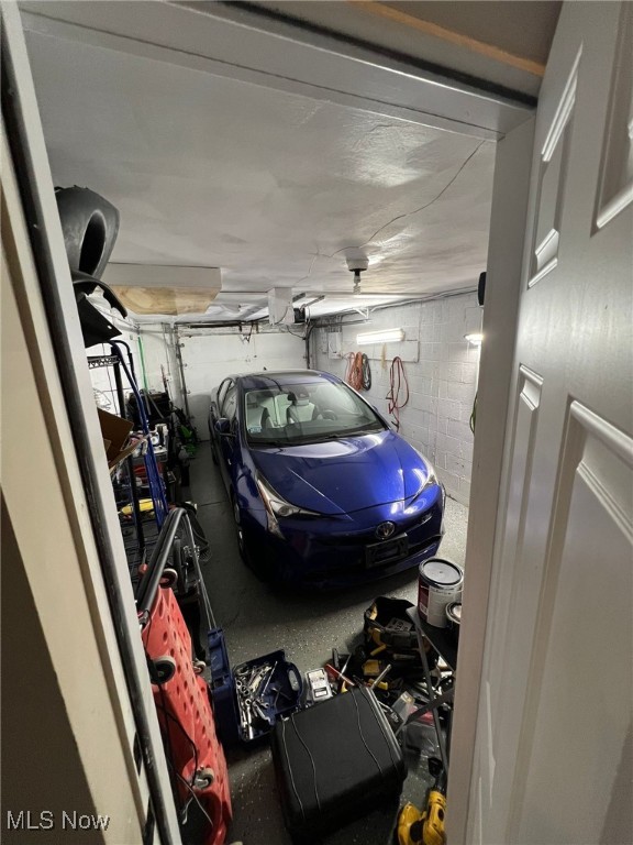 28842 Oring Rd, North Olmsted, OH 44070 - view of garage