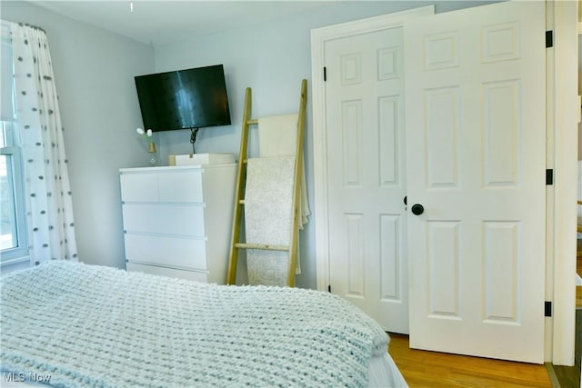 437 Hazel St, Girard, OH 44420 - bedroom with wood finished floors