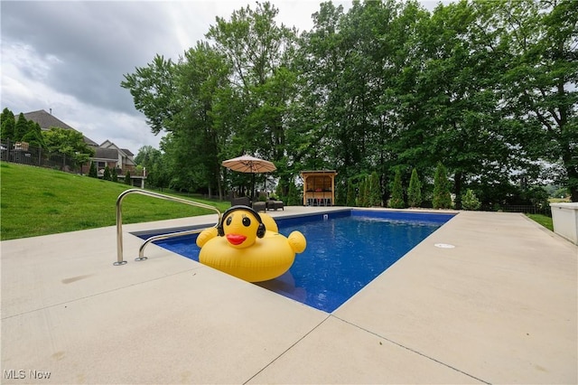 3595 Vineyard Ave NW, Canton, OH 44708 - view of outdoor pool