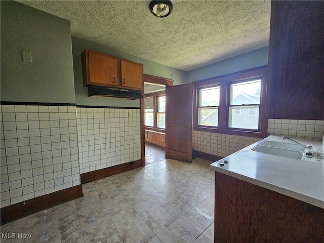 3532 E 114th St, Cleveland, OH 44105 - photo 4