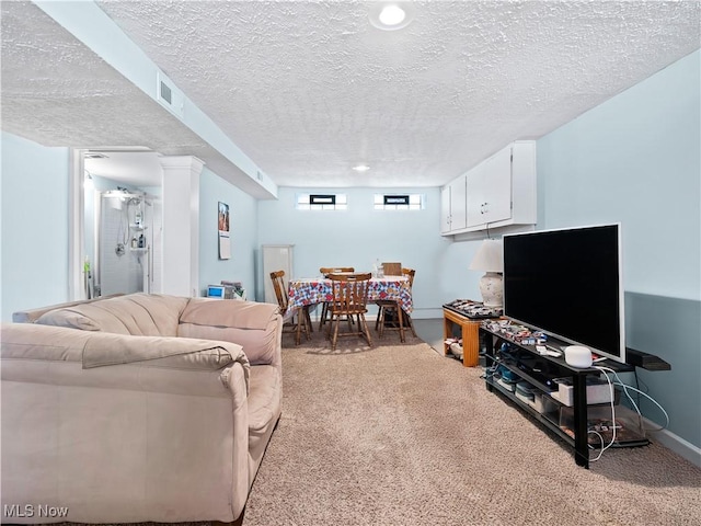 4707 Grantwood Dr, Parma, OH 44134 - living room featuring carpet, a textured ceiling, and recessed lighting