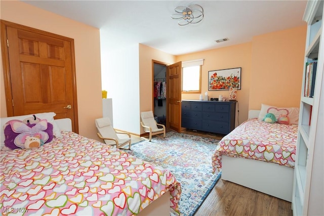 121 Sycamore Pl, Oberlin, OH 44074 - bedroom with wood finished floors and a closet