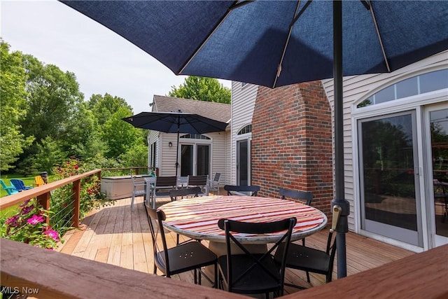 121 Sycamore Pl, Oberlin, OH 44074 - deck with outdoor dining area