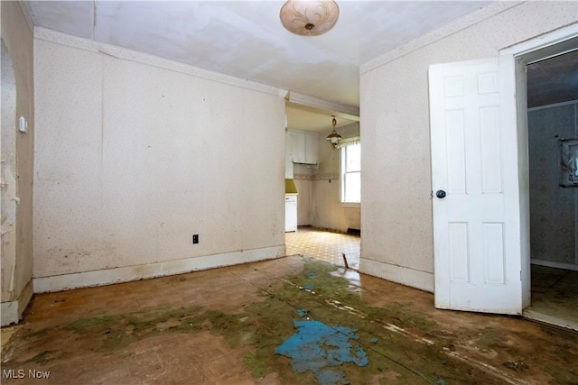 274 E S St, Shreve, OH 44676 - empty room featuring baseboards