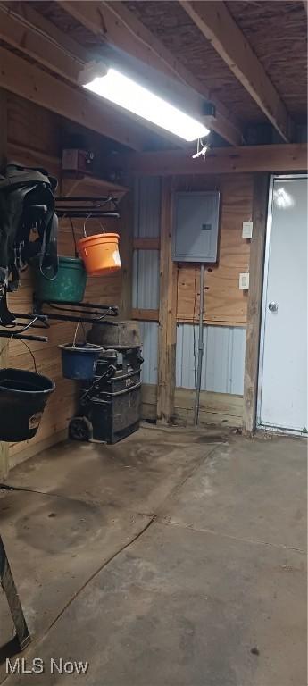 14172 Hametown Rd, Doylestown, OH 44230 - below grade area with a garage and electric panel