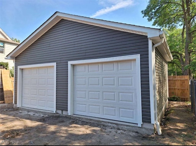 1431 Rowley Ave, Cleveland, OH 44109 - view of detached garage