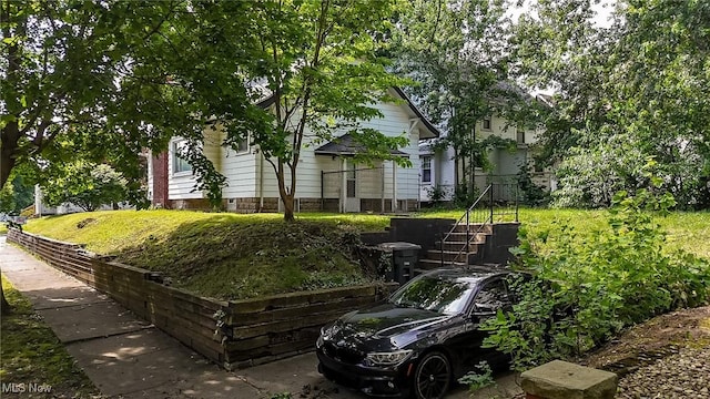 1033 Chalker St, Akron, OH 44310 - view of yard