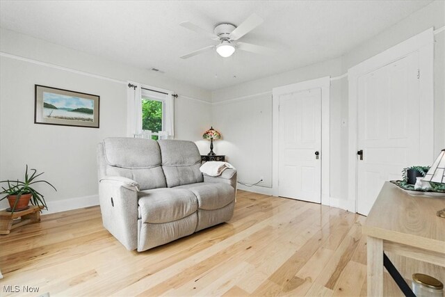 201 E Spring St, Marietta, OH 45750 - sitting room with light wood-type flooring and ceiling fan