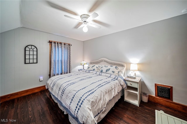 1833 W 7th St, Ashtabula, OH 44004 - bedroom featuring wood-type flooring, lofted ceiling, and a ceiling fan