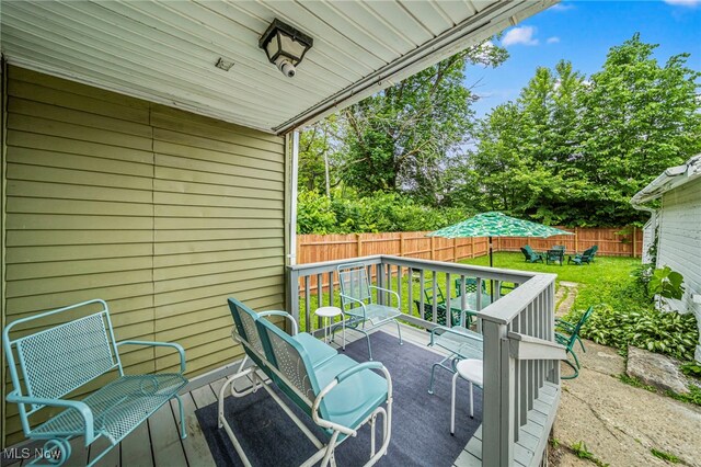 1833 W 7th St, Ashtabula, OH 44004 - wooden deck with a fenced backyard