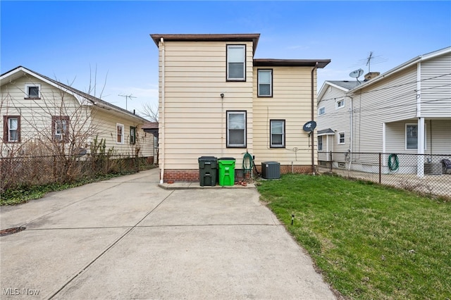 19830 Monterey Ave, Euclid, OH 44119 - photo 22