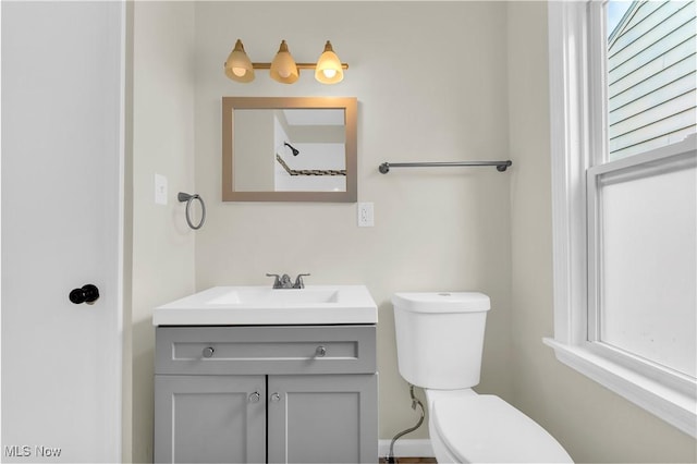 416 E 255th St, Euclid, OH 44132 - bathroom featuring toilet and vanity