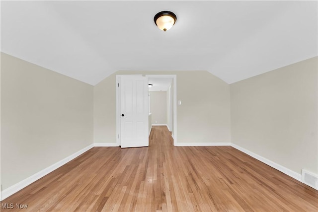 416 E 255th St, Euclid, OH 44132 - bonus room featuring lofted ceiling and light wood finished floors