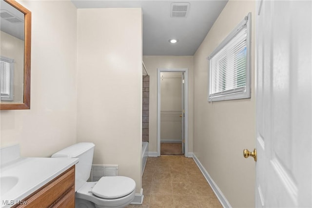 3480 Central Ave, Shadyside, OH 43947 - bathroom featuring vanity, a shower, plenty of natural light, and tile patterned floors