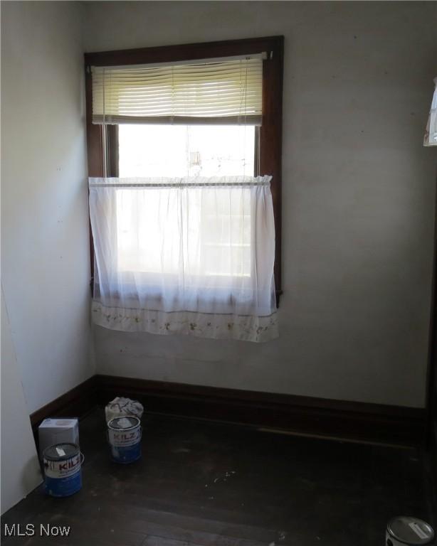 104 Jefferson St, Belmont, OH 43718 - view of empty room