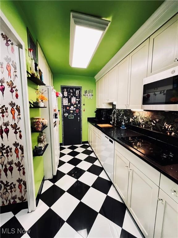19101 Van Aken Blvd Unit 521, Shaker Heights, OH 44122 - photo 8