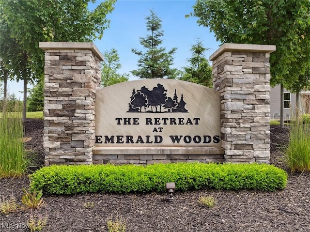 23761 St Andrews Dr, Columbia Station, OH 44028 - view of community / neighborhood sign