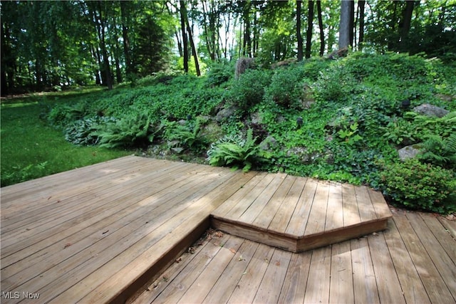 8630 Williams Rd, Chardon, OH 44024 - view of wooden terrace