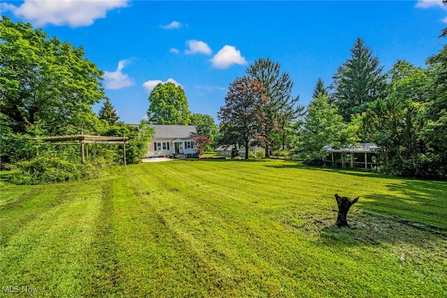 416 N Hambden St, Chardon, OH 44024 - view of grassy yard