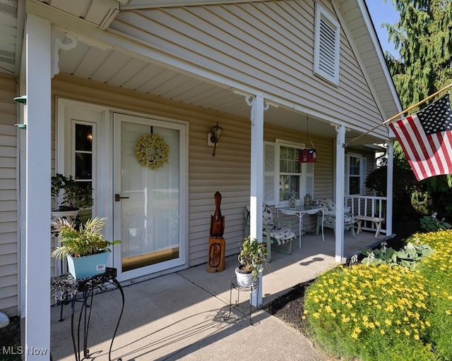 4053 Quail Ct, Ashtabula, OH 44004 - property entrance featuring covered porch