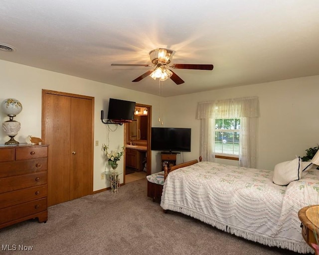 4053 Quail Ct, Ashtabula, OH 44004 - bedroom featuring carpet, ceiling fan, ensuite bathroom, and a closet