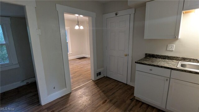 1447 Shriver Ave NE, Canton, OH 44705 - photo 16