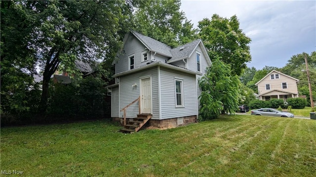 1447 Shriver Ave NE, Canton, OH 44705 - photo 3
