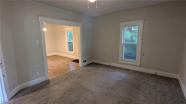1447 Shriver Ave NE, Canton, OH 44705 - photo 8