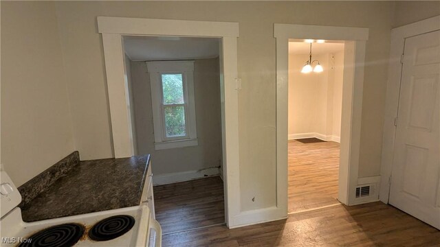 1447 Shriver Ave NE, Canton, OH 44705 - photo 15